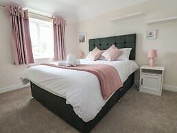 Esther's House