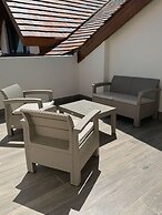 4 Guests 2 Bedrooms Gym and Pool Cap Cana