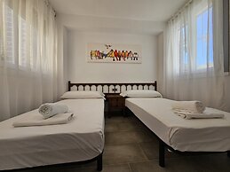 Comfortable Benidorm Apartment for 4