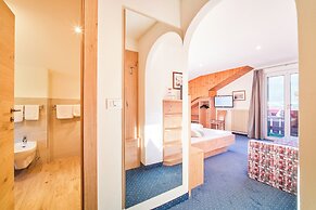 Kedul Lodge