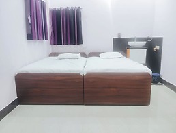 Hotel Ramashish Kutir