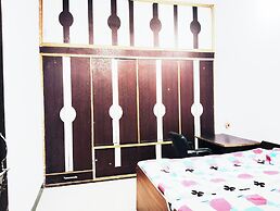 Hotel Ramashish Kutir