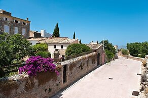 Hilltop Villa in Alcudia With Bays Views