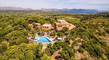Hilltop Villa in Alcudia With Bays Views