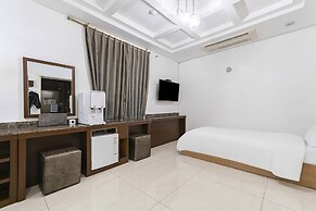Youngdeungpo CIEL Hotel.