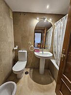 Sea Apartment With Shared Pool