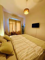 Rose Lia Otel