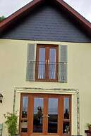 Bayview Cottage Escape in Pendine