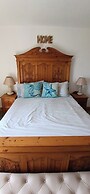 Bayview Cottage Escape in Pendine
