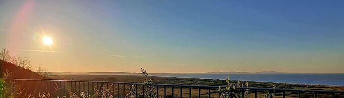 Bayview Cottage Escape in Pendine
