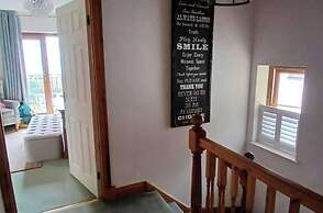 Bayview Cottage Escape in Pendine