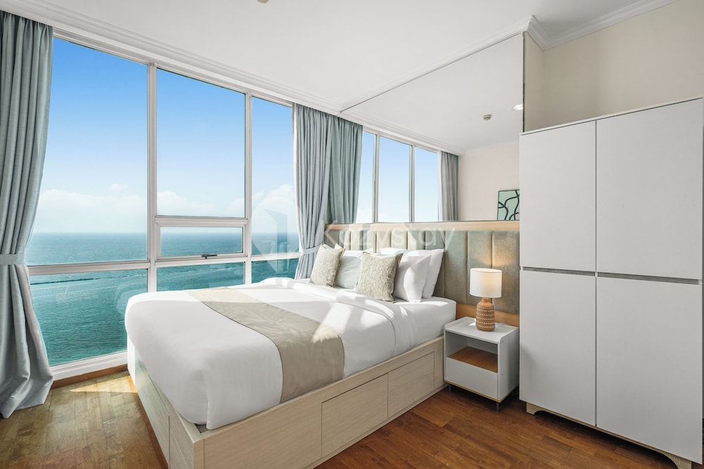 Mirava by Kozystay - Ancol