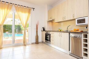 Modern Villa With Pool in Cala D'or