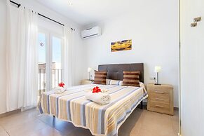 Modern Villa With Pool in Cala D'or