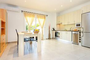 Modern Villa With Pool in Cala D'or