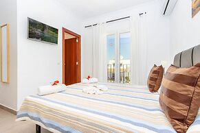 Modern Villa With Pool in Cala D'or