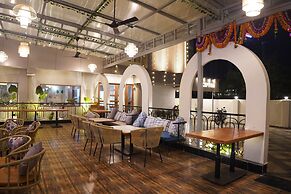 Hotel Status Inn