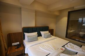 Hotel Status Inn
