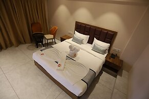 Hotel Status Inn