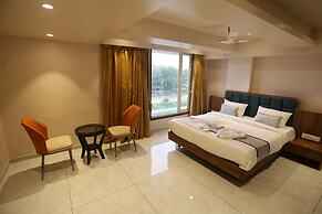Hotel Status Inn