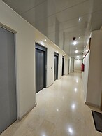 Apartment With Heated Pool