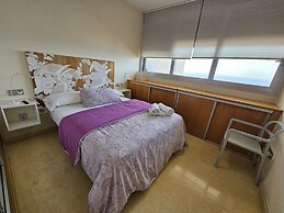 Apartment With Heated Pool