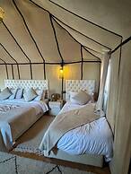 Sahara dunes Luxury Camp