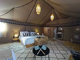 Sahara dunes Luxury Camp