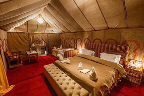 Sahara dunes Luxury Camp