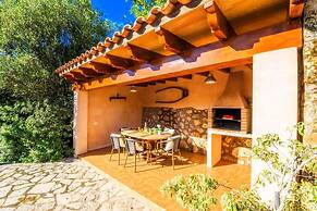 Charming Country House Es Puchet in Buger