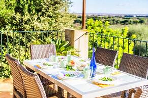 Charming Country House Es Puchet in Buger