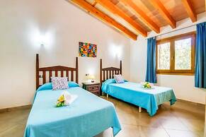 Charming Country House Es Puchet in Buger