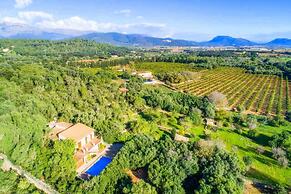 Charming Country House Es Puchet in Buger