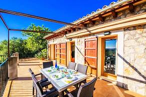Charming Country House Es Puchet in Buger