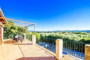 Charming Country House Es Puchet in Buger