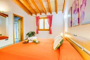 Charming Country House Es Puchet in Buger