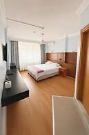 Ferah Hotel