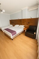 Ferah Hotel