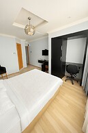Ferah Hotel