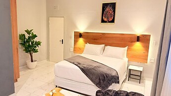 Nexus Luxury Lodge