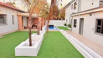 Nexus Luxury Lodge