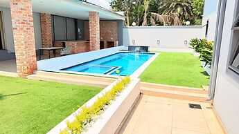 Nexus Luxury Lodge