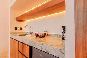 Casa Oneiro Hotel Boutique & Suites