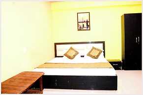 Hotel HR Kashi Viswanath Temple