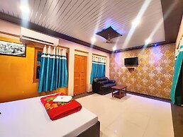 Hotel HR Kashi Viswanath Temple