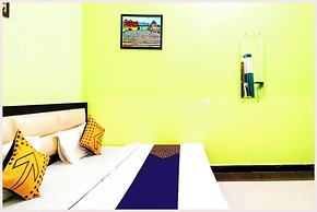 Hotel HR Kashi Viswanath Temple