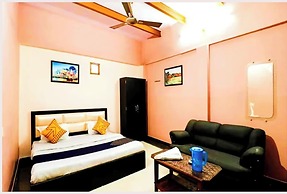 Hotel HR Kashi Viswanath Temple