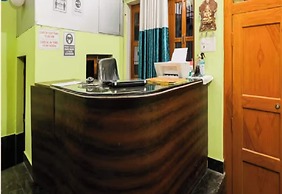 Hotel HR Kashi Viswanath Temple