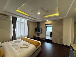 Evara Hotel & Apartment