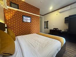 Evara Hotel & Apartment